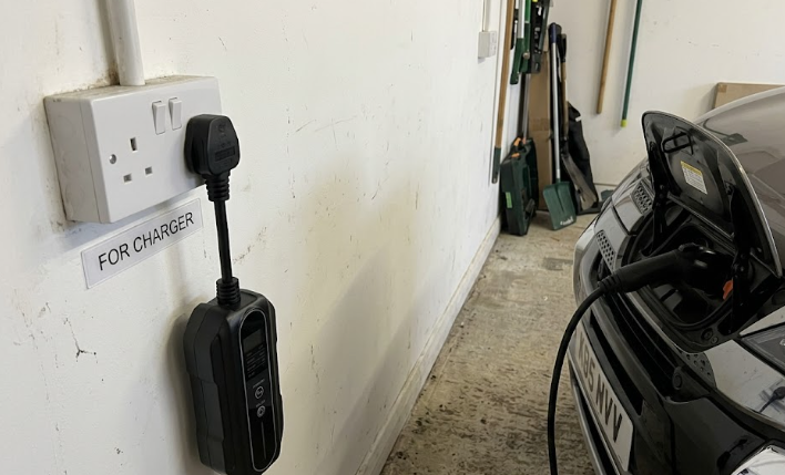 PHEV 16amp socket outlet for charging point in home garage - EVCI